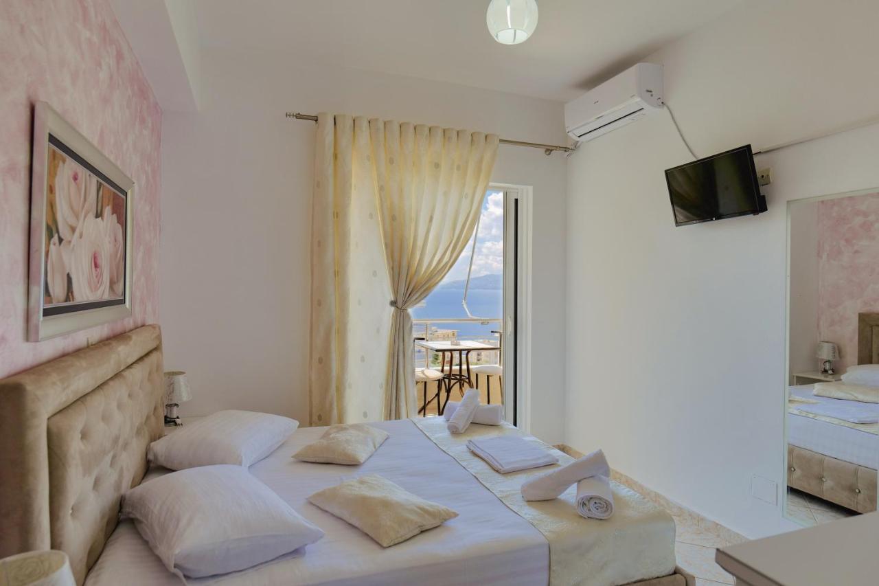 Eleni Guest House Sarandë Exterior foto