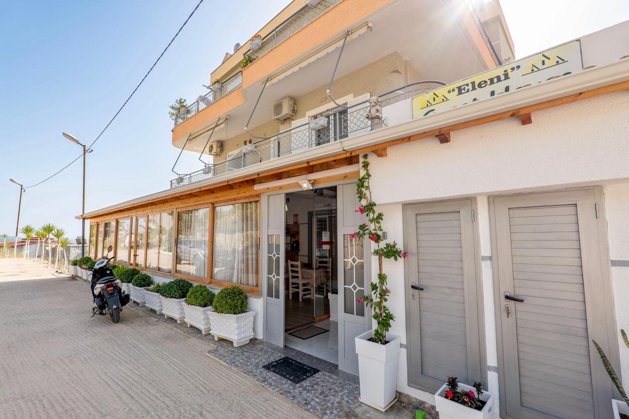 Eleni Guest House Sarandë Exterior foto