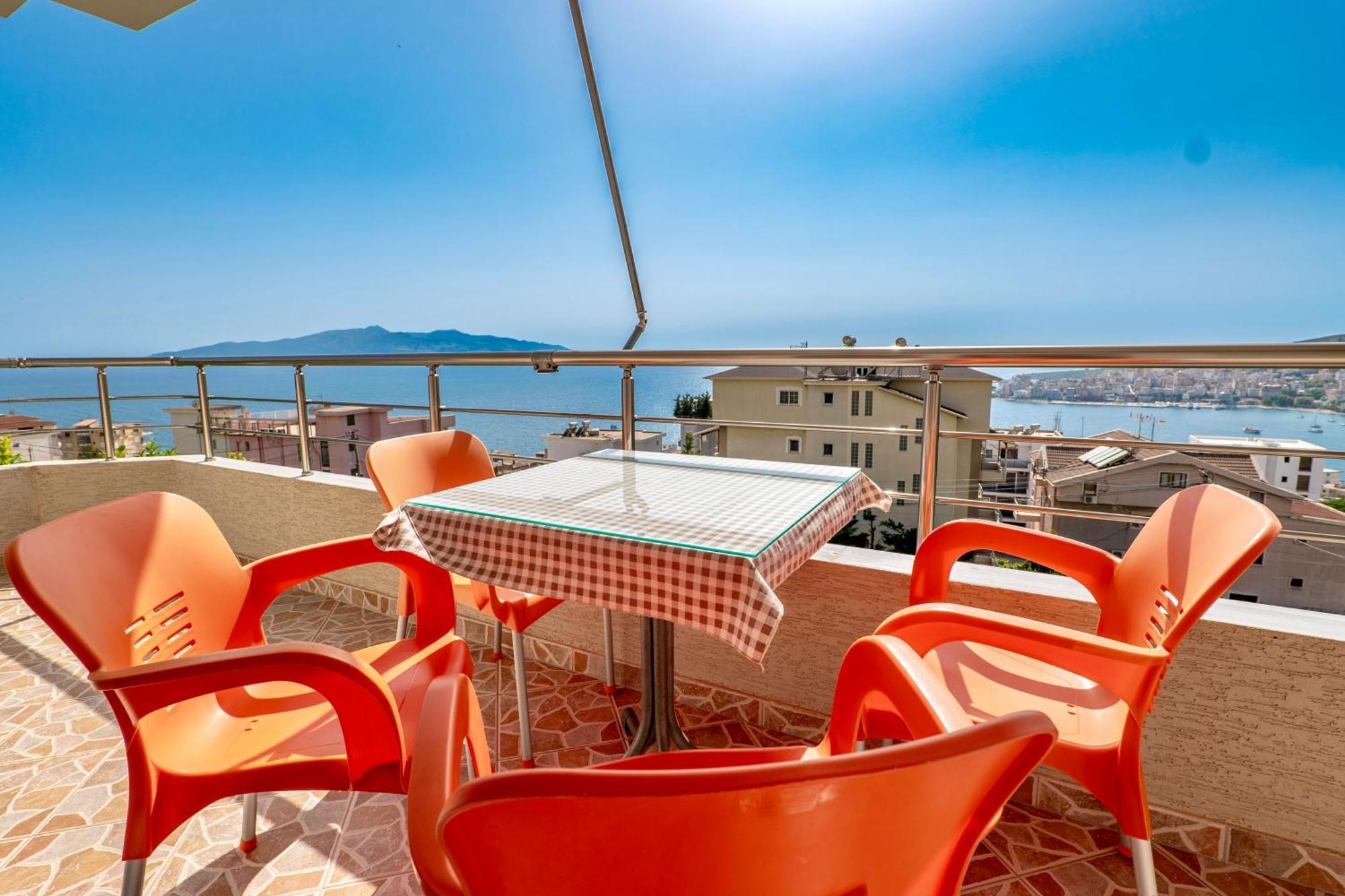 Eleni Guest House Sarandë Exterior foto